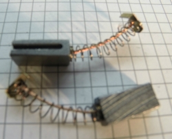 Uhlíky HECHT 5,5x7,8x16,5mm