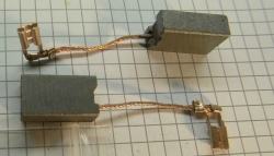Uhlíky HECHT 2400 7,35x11,9x21mm