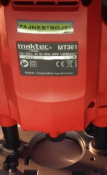 Vrchní frézka Maktec MT361 900W
