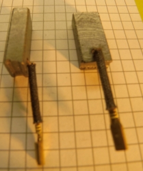Uhlíky HECHT 6,1x10,9x23mm