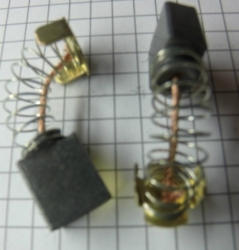 Uhlíky HECHT 6,2x10,9x12,5mm