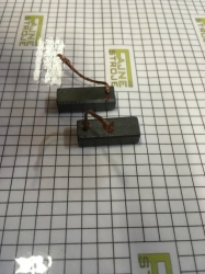 Uhlíky HECHT 6,15x9x23mm
