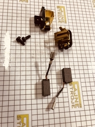 Uhlíky s držákem DEWALT FME821